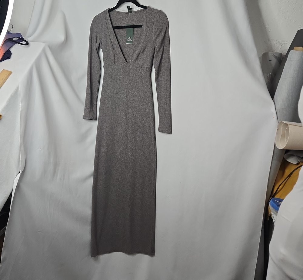 wild fable Gray Long Sleeve V-Neck Maxi Dress